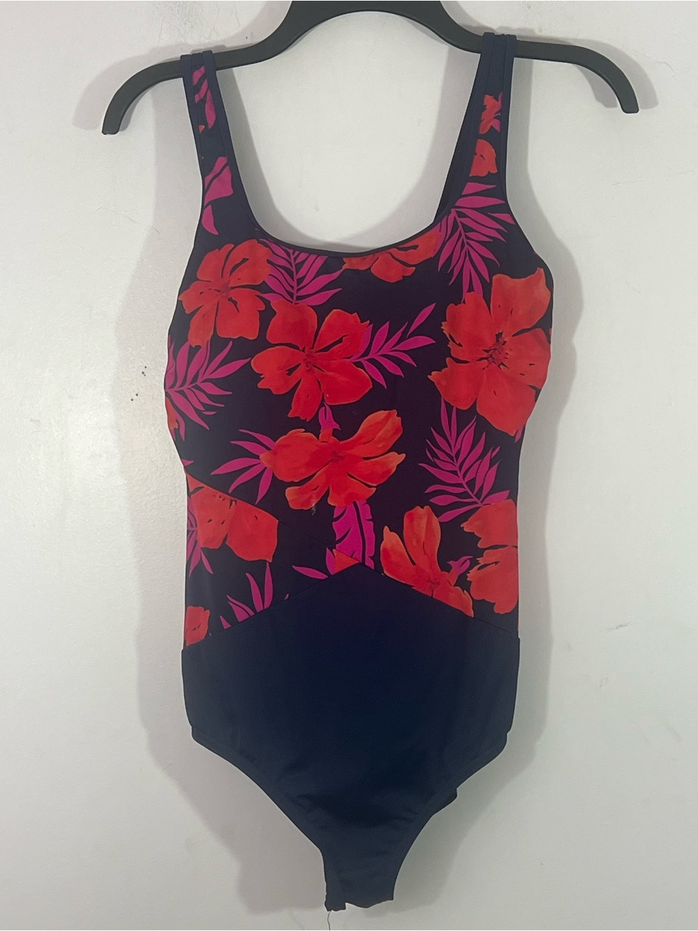 Lands’ End One Piece Swimsuit Medium Blue Red Floral Tummy Control Classic Fit